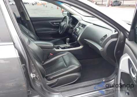 2014 Nissan Altima 2.5 S из США, поврежденный, VIN 1N4AL3AP1EN368759